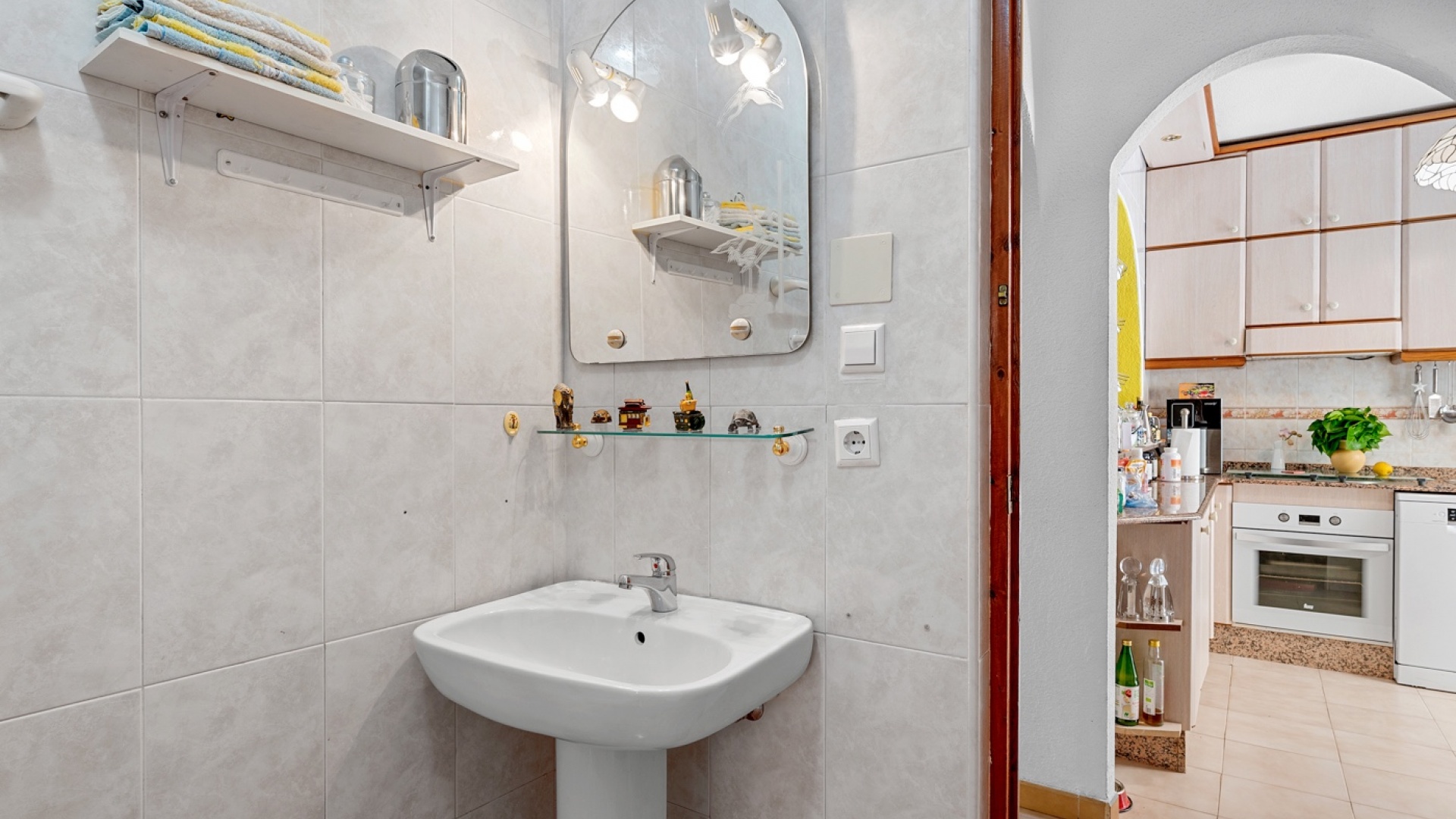 Resale - Townhouse - Ciudad Quesada