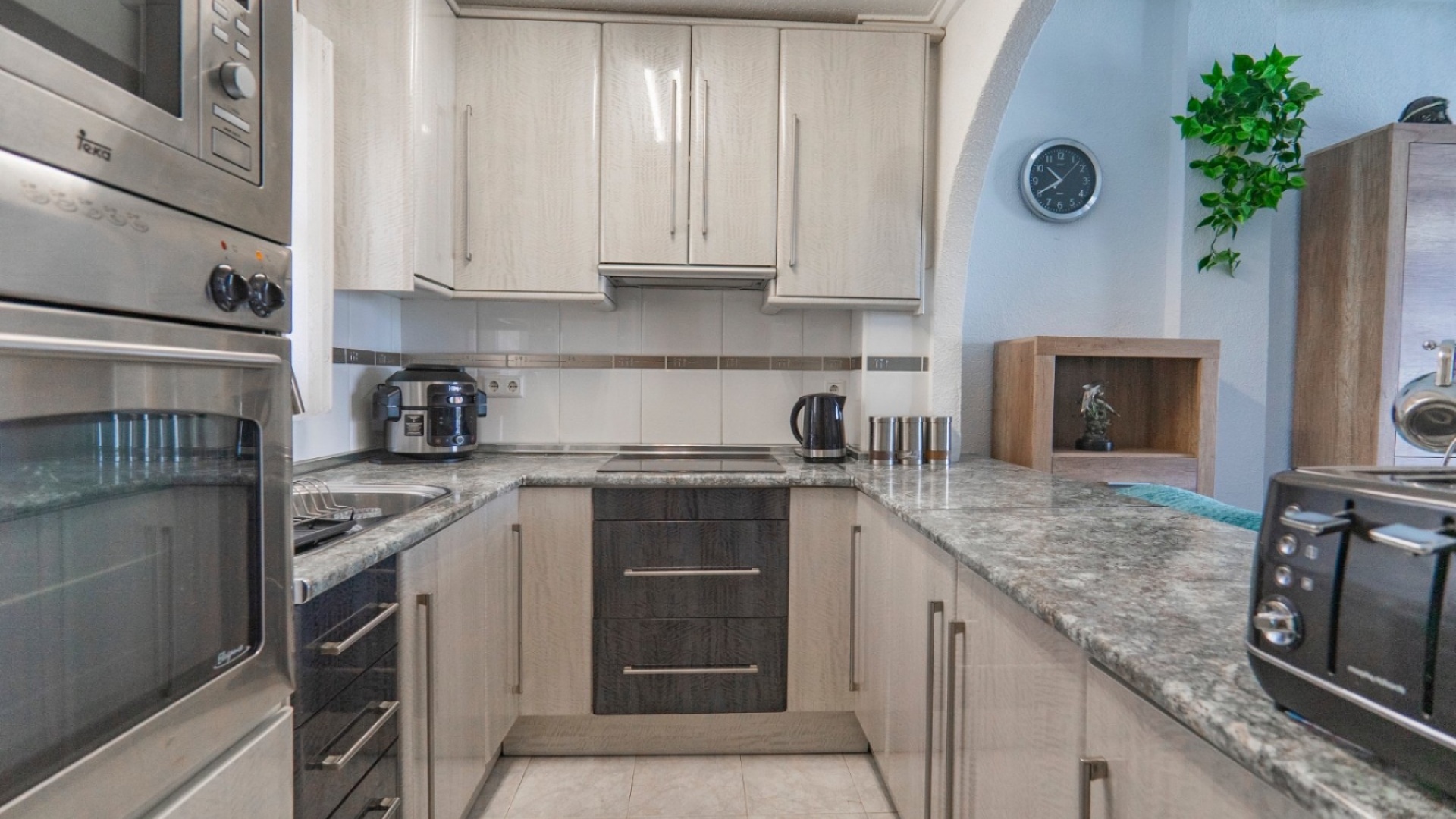 Resale - Townhouse - Ciudad Quesada