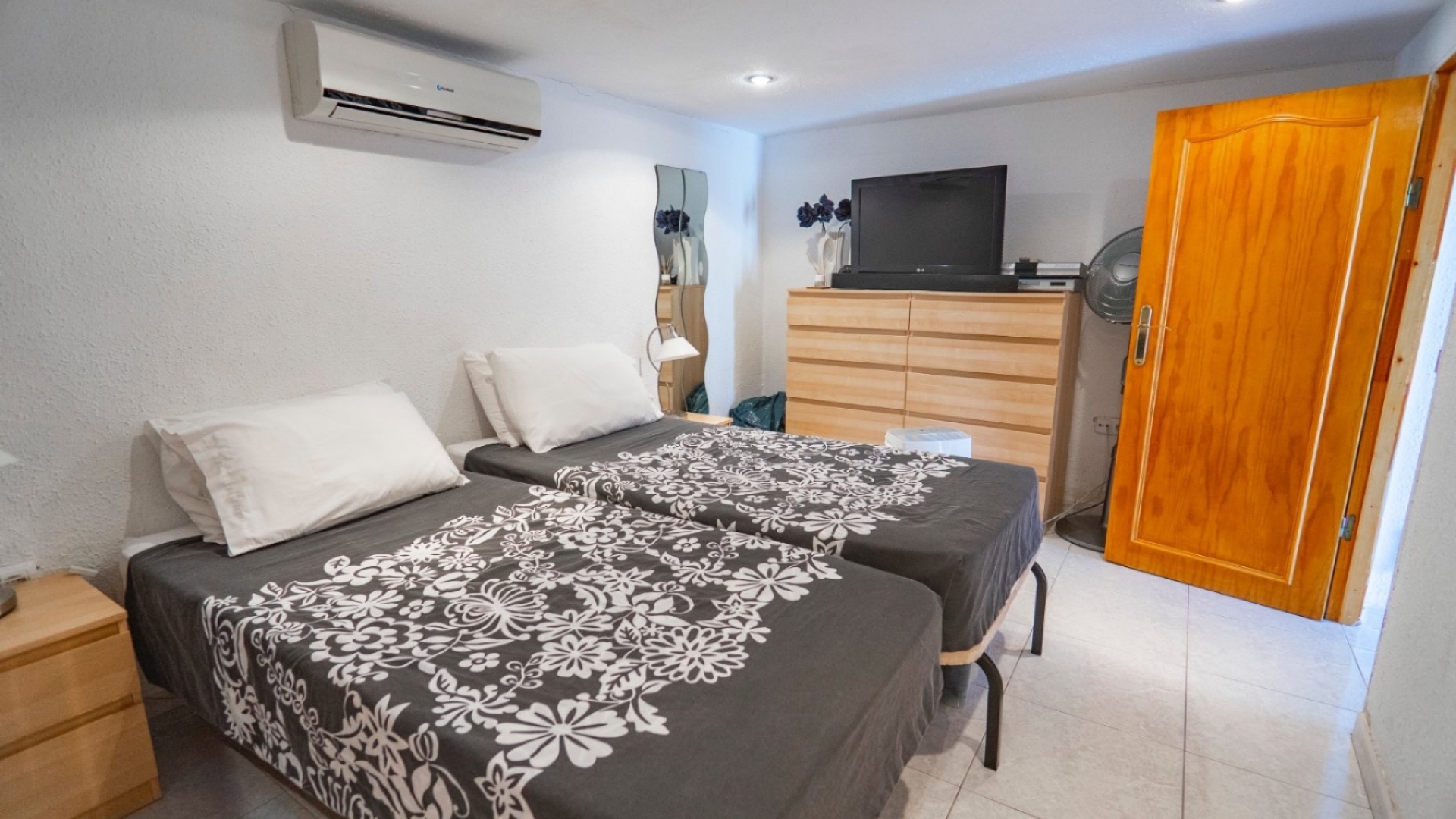 Resale - Townhouse - Ciudad Quesada