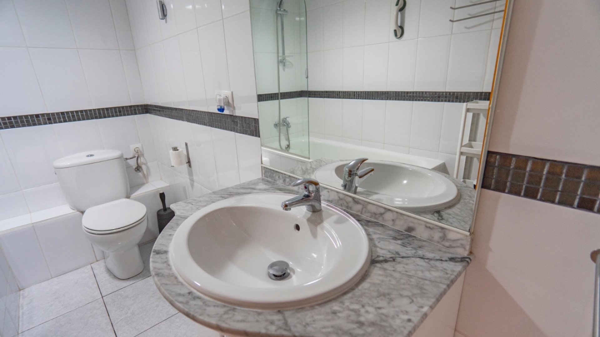 Resale - Townhouse - Ciudad Quesada