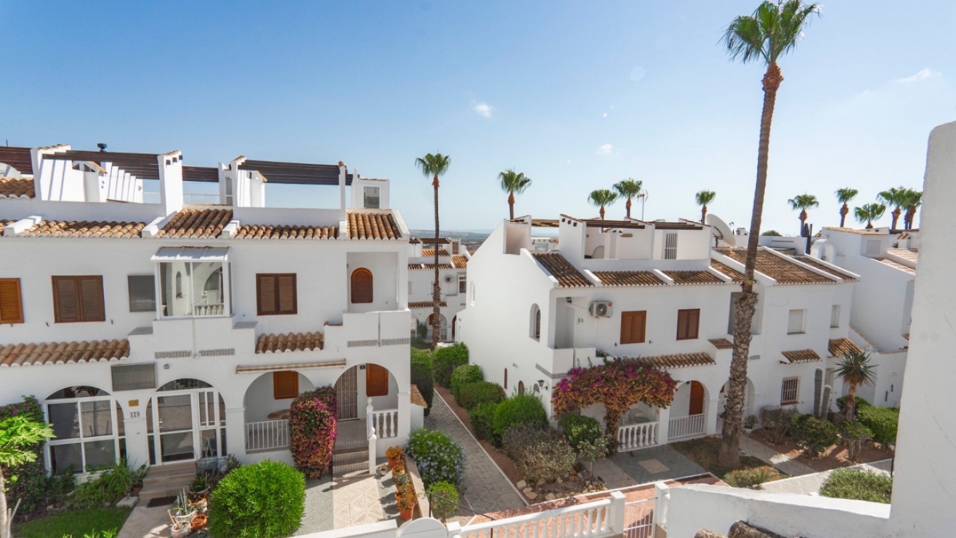 Resale - Townhouse - Ciudad Quesada