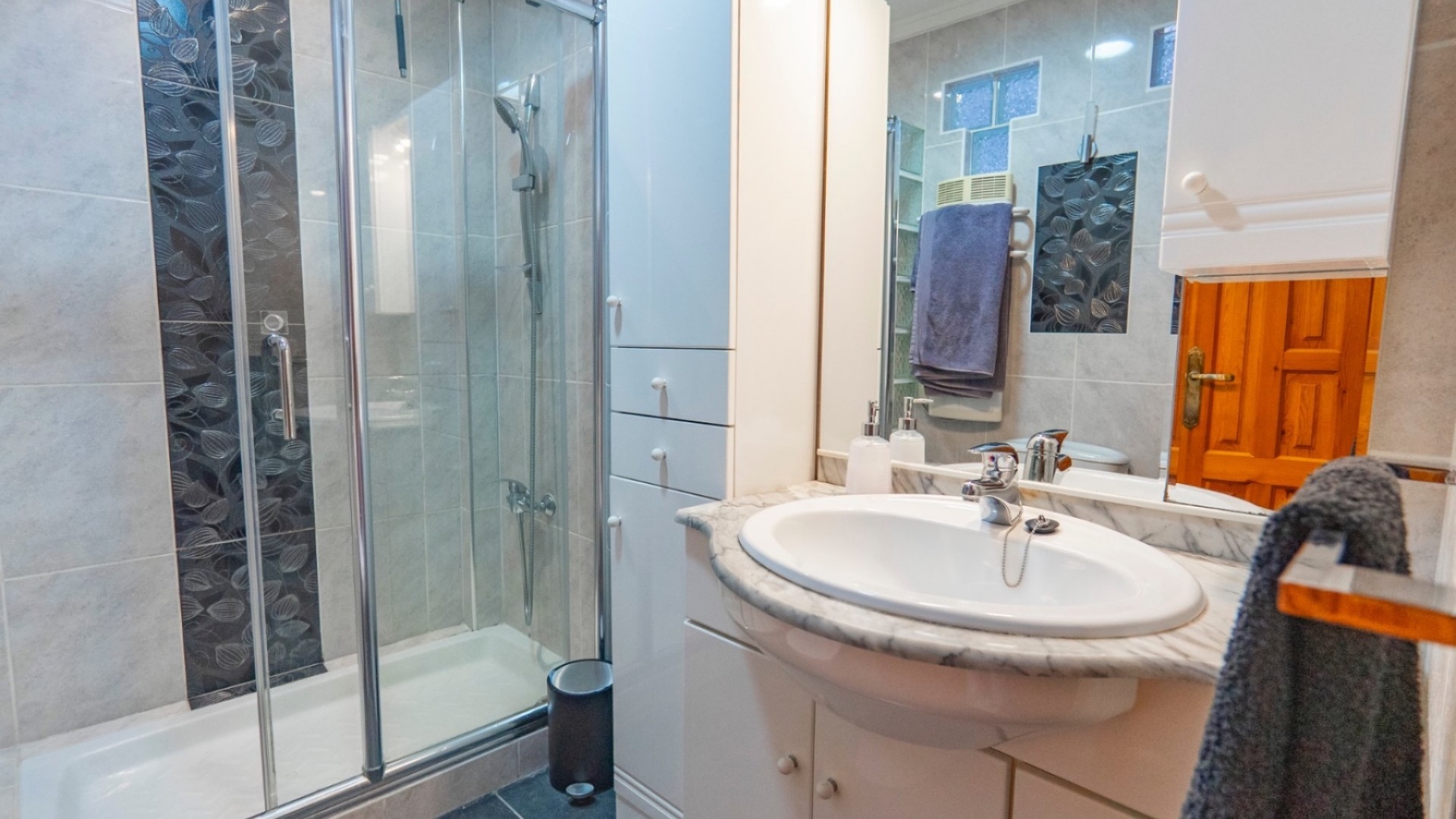 Resale - Townhouse - Ciudad Quesada