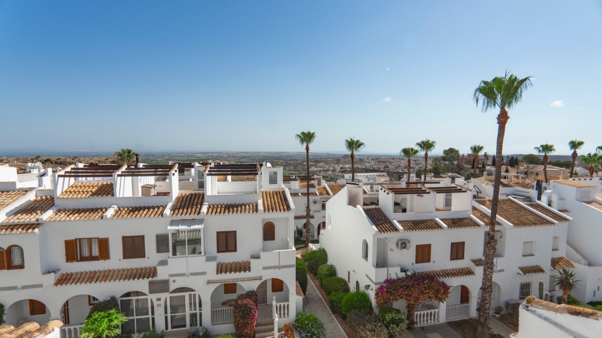 Resale - Townhouse - Ciudad Quesada