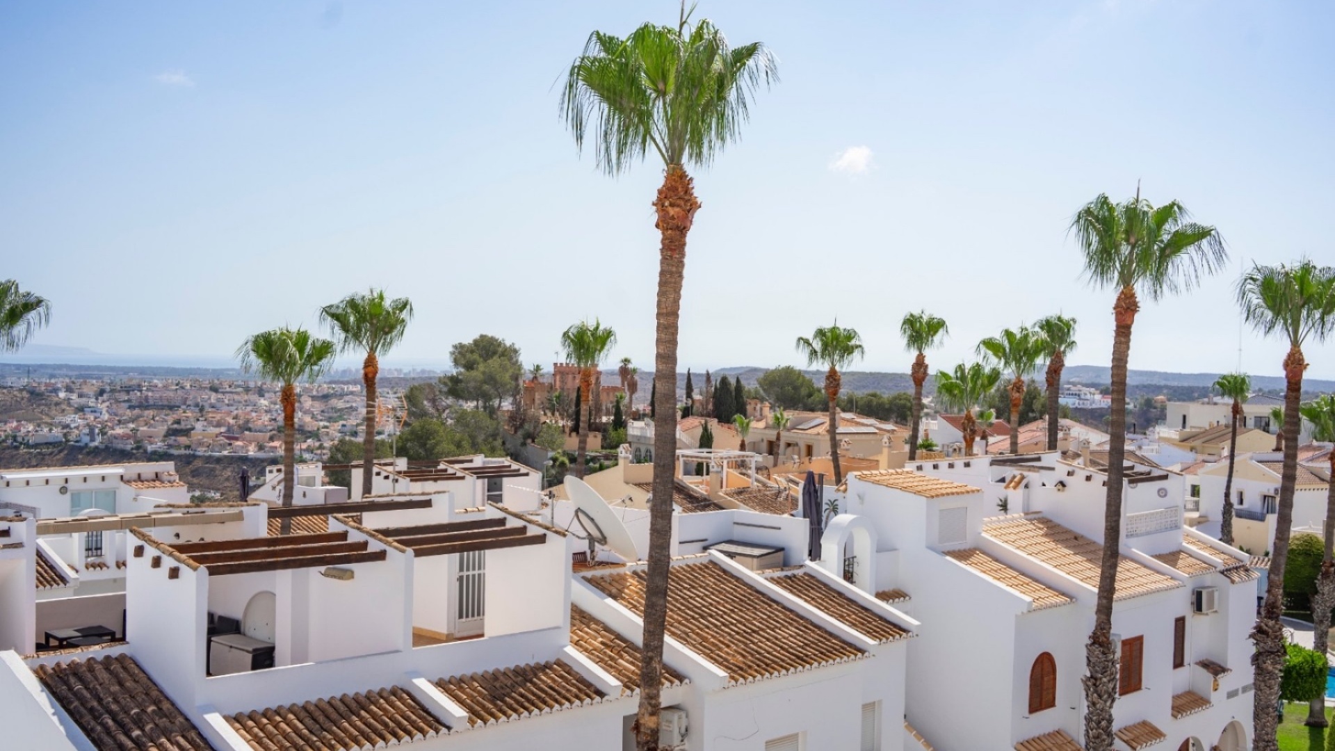 Resale - Townhouse - Ciudad Quesada