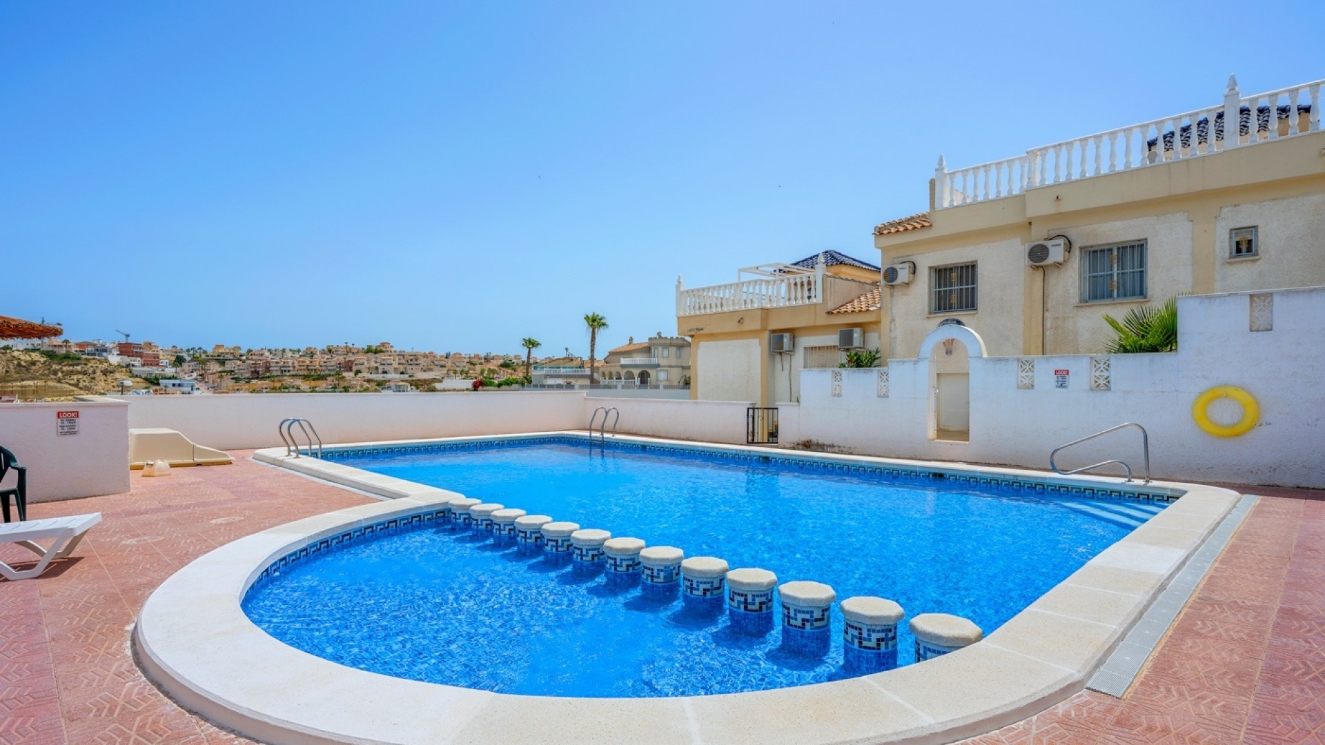 Resale - Townhouse - Ciudad Quesada