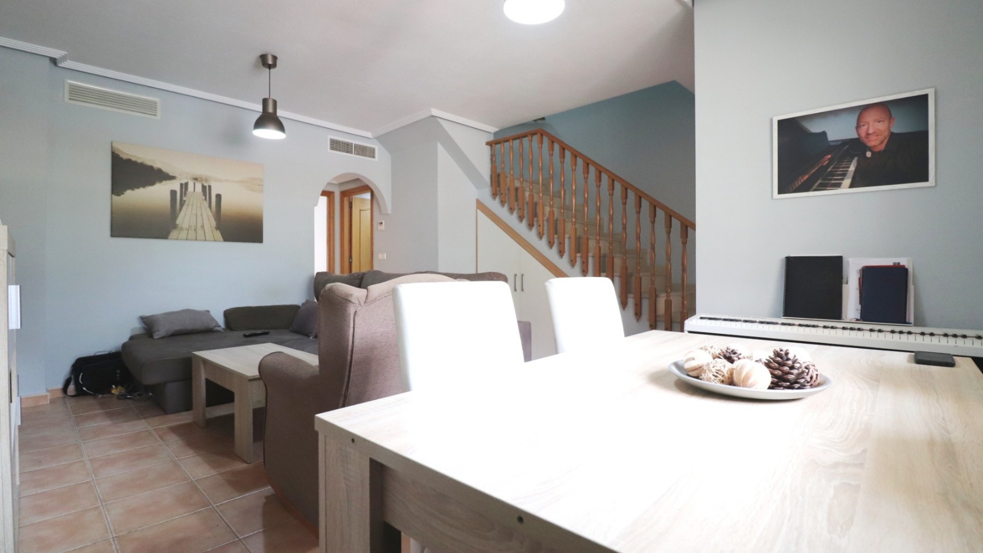 Resale - Townhouse - Cox - Cox - Country