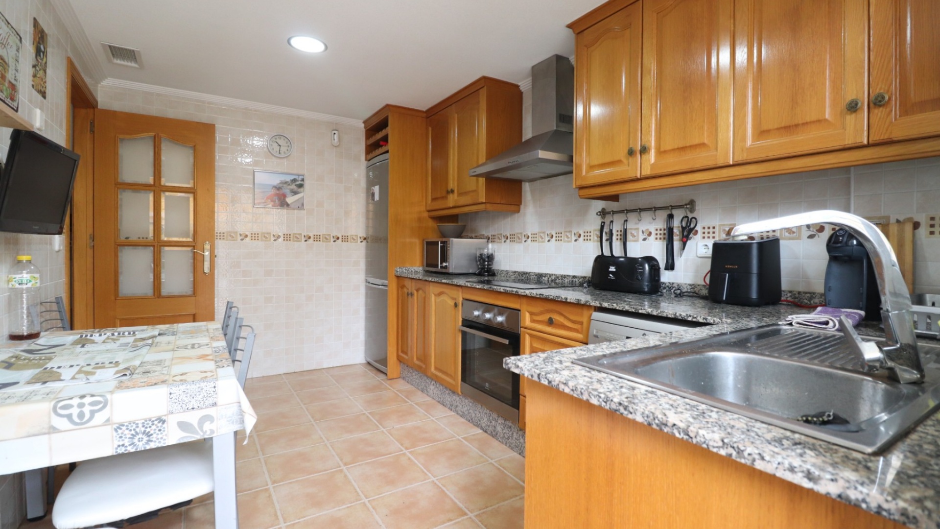 Resale - Townhouse - Cox - Cox - Country