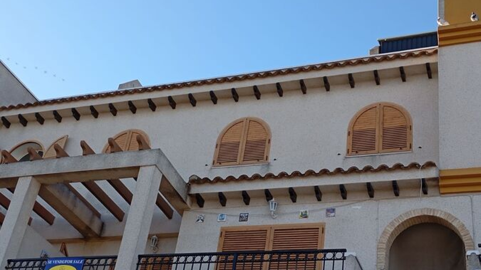 Resale - Townhouse - Daya Vieja