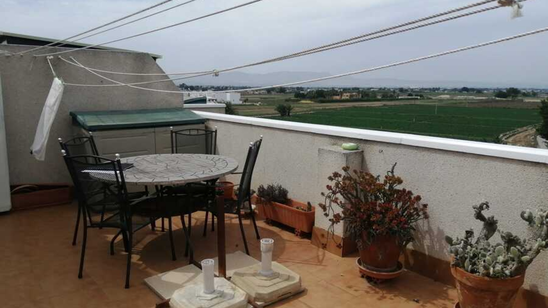 Resale - Townhouse - Daya Vieja