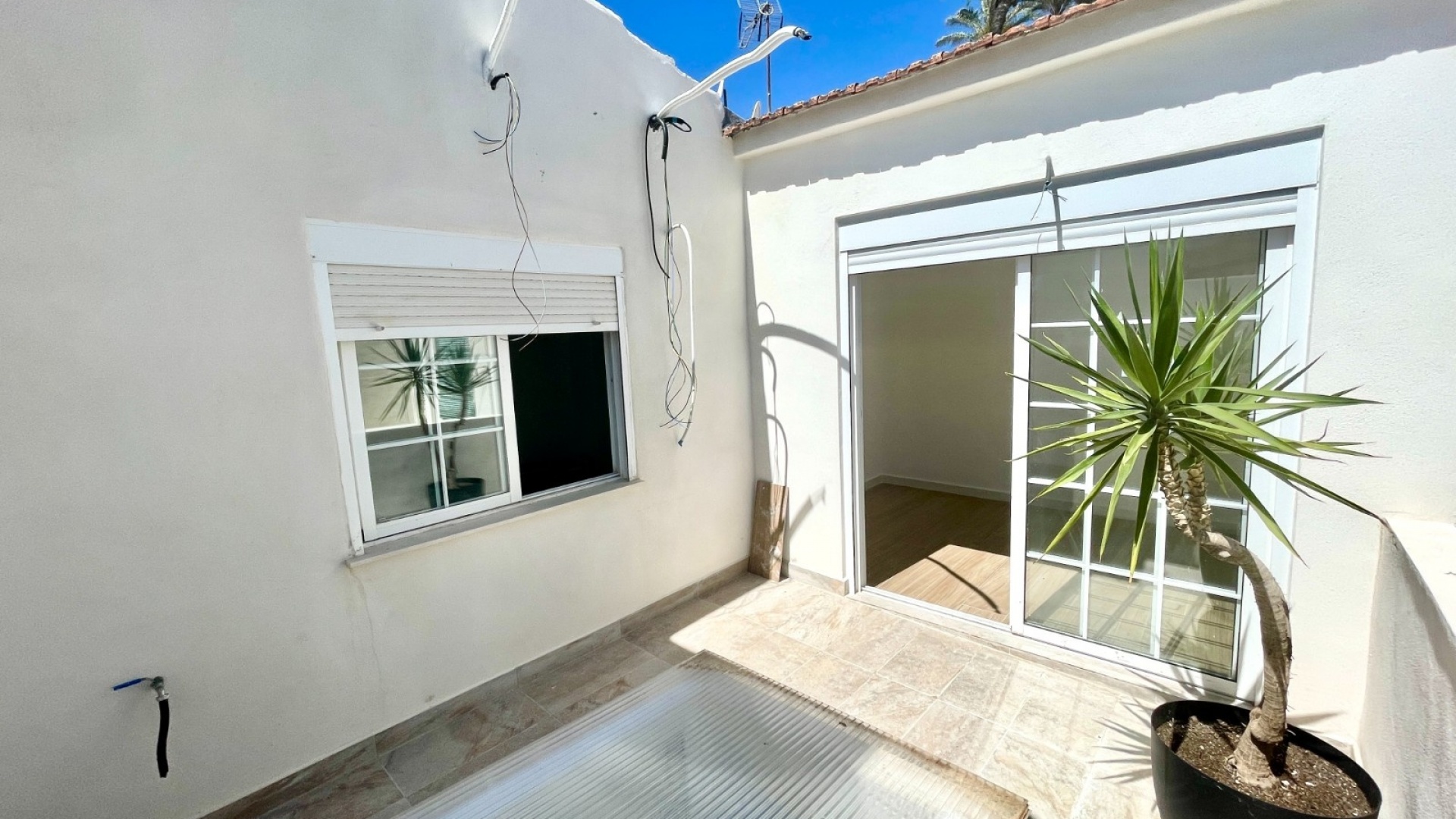 Resale - Townhouse - Daya Vieja