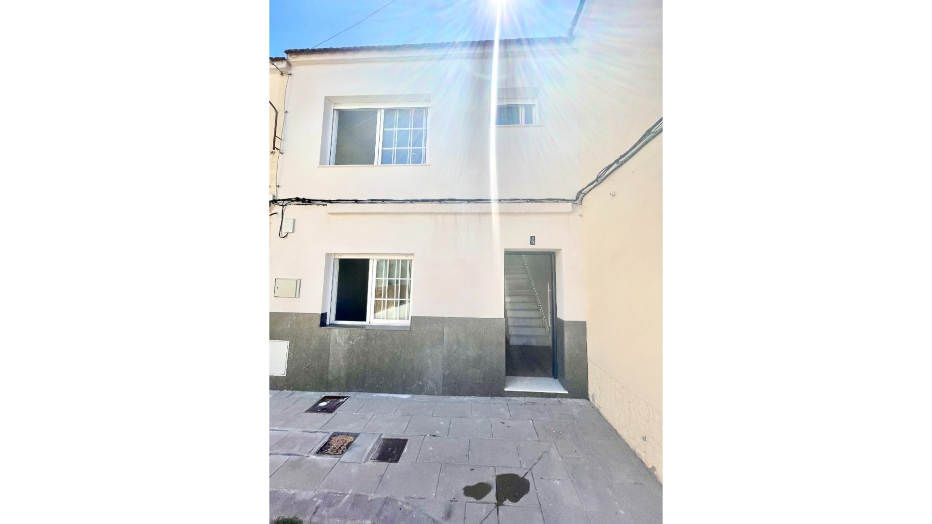 Resale - Townhouse - Daya Vieja