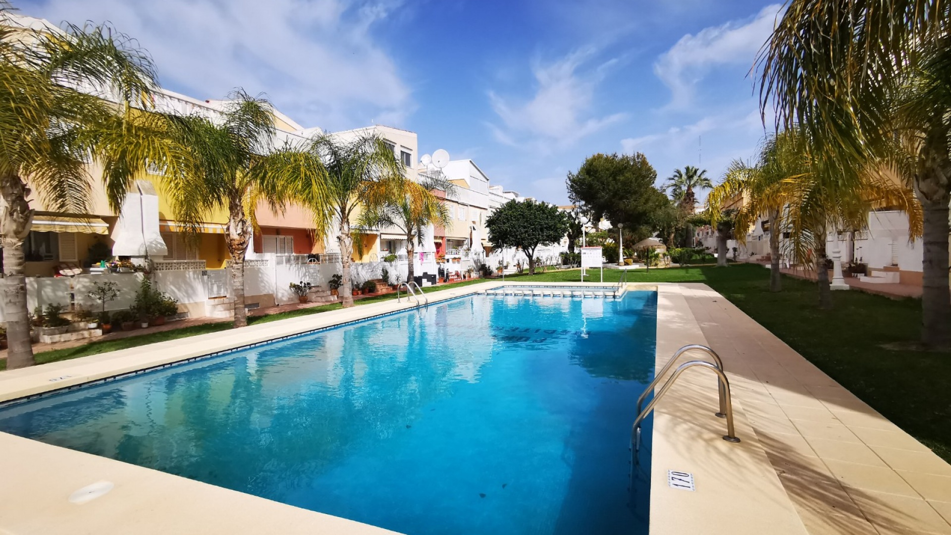 Resale - Townhouse - Guardamar del Segura - Urb. Portico Mediterraneo