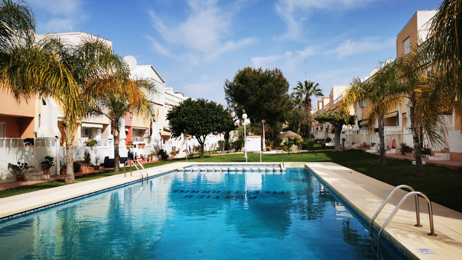 Resale - Townhouse - Guardamar del Segura - Urb. Portico Mediterraneo