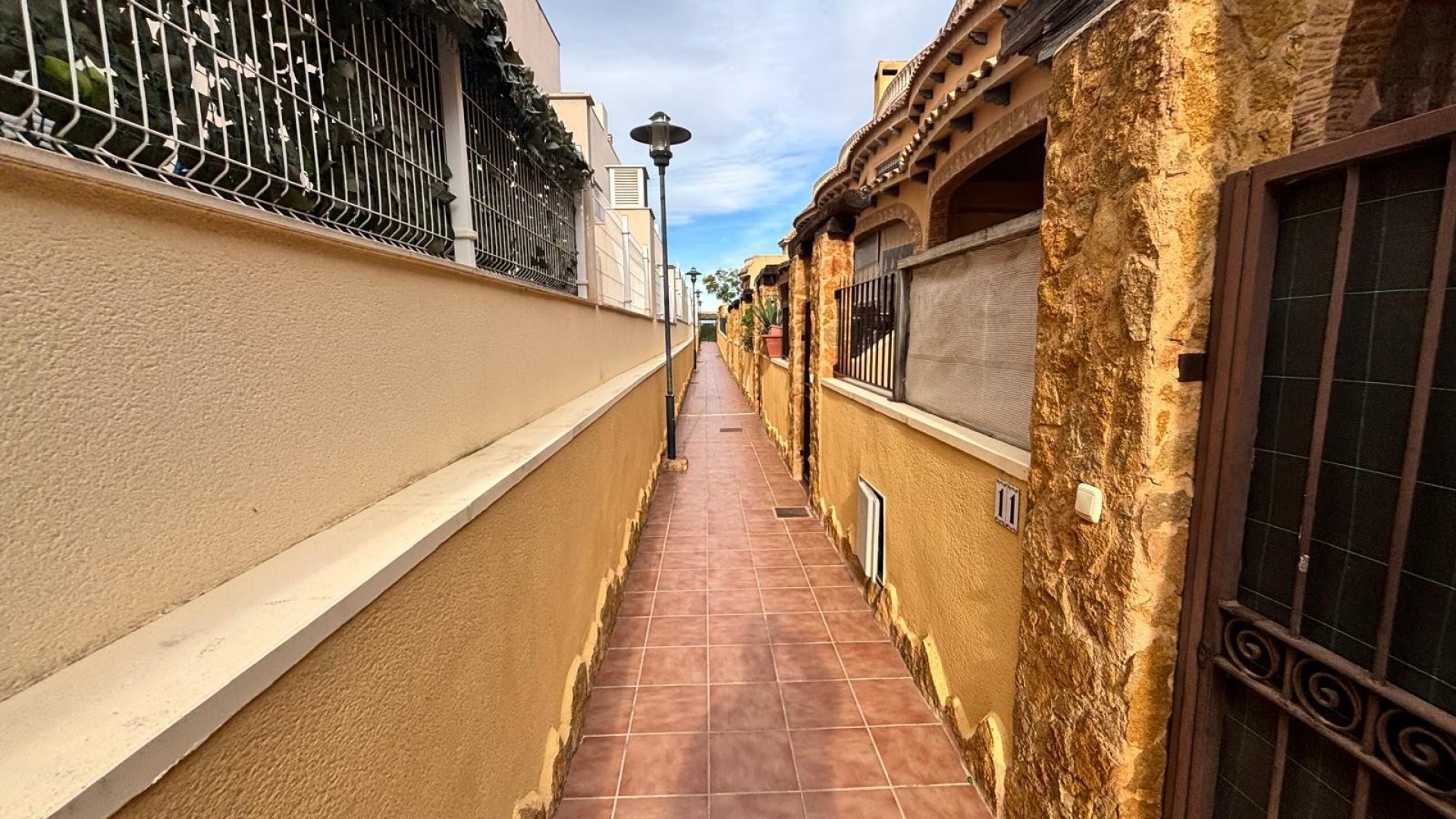 Resale - Townhouse - Guardamar del Segura - Urbanizaciones