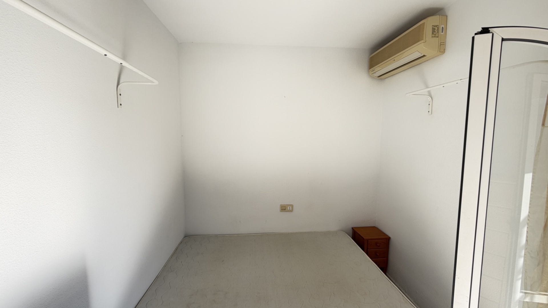 Resale - Townhouse - La Florida  - La Florida