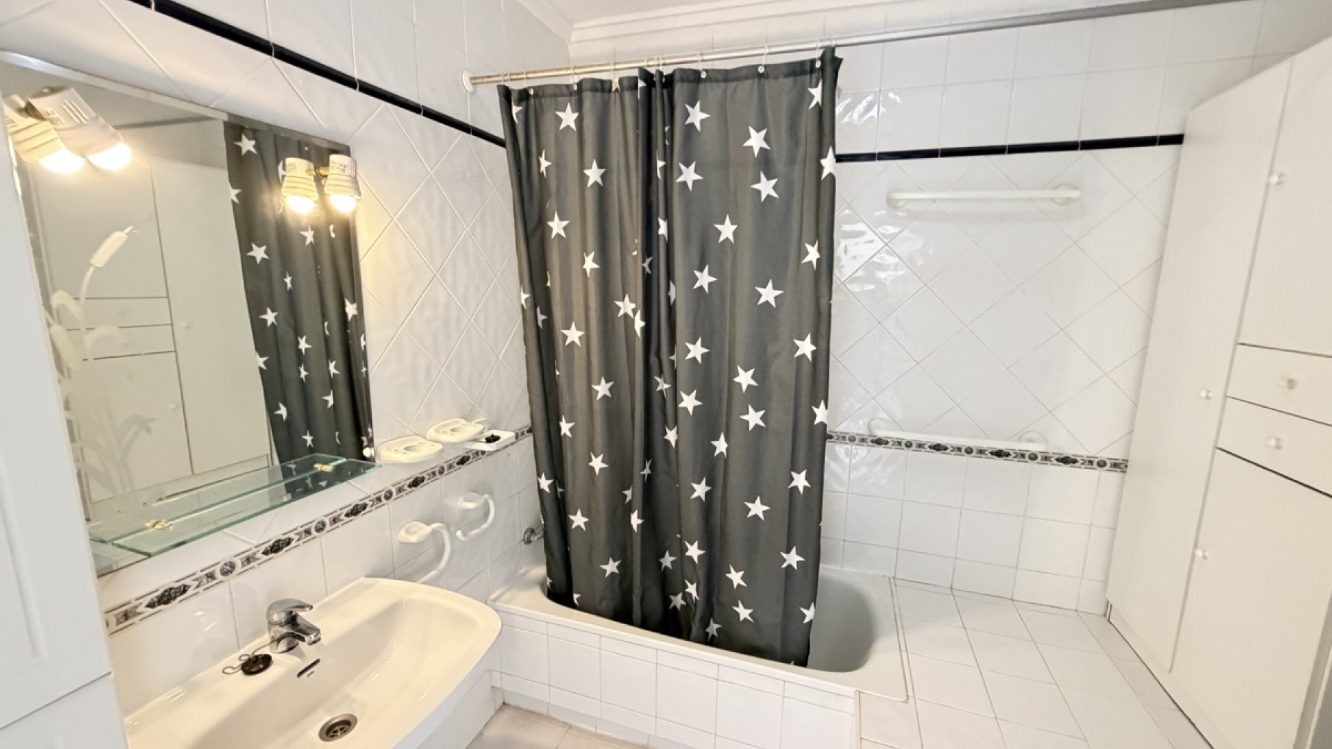 Resale - Townhouse - La Florida  - La Florida