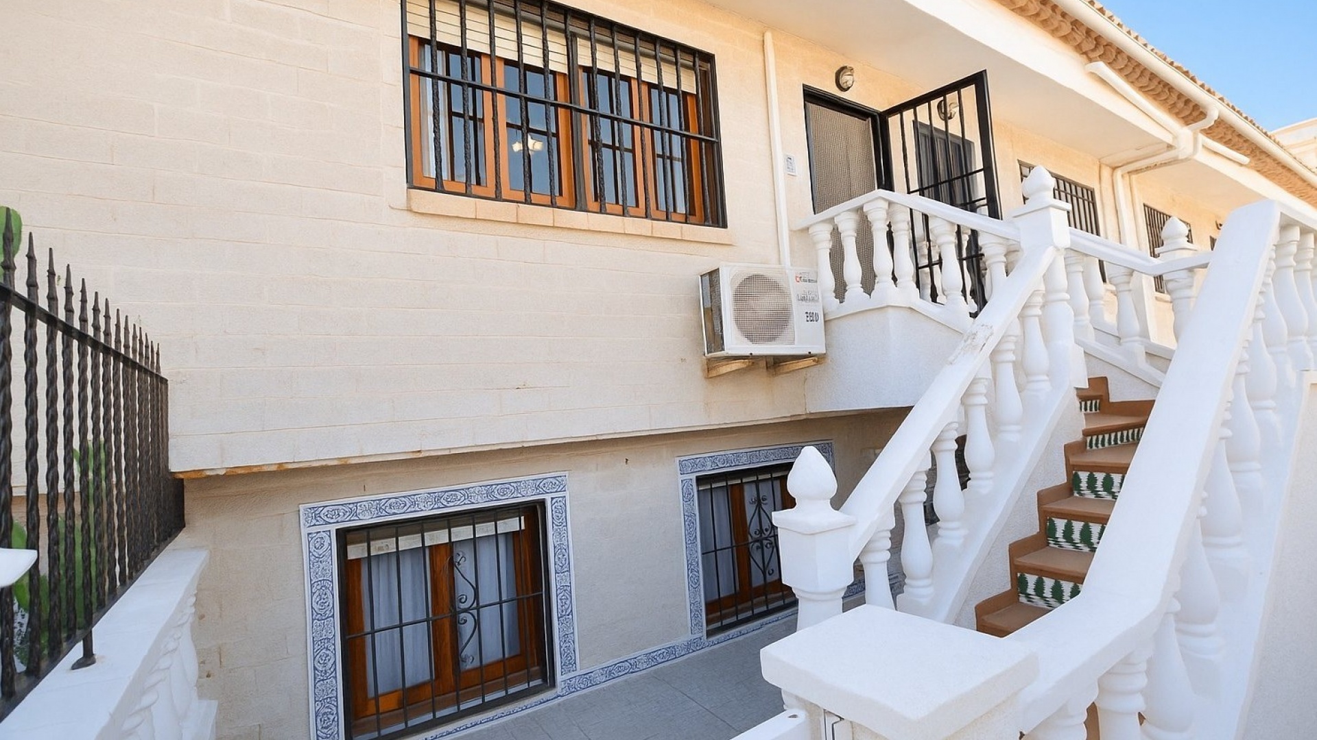 Resale - Townhouse - La Mata - Beachside La Mata
