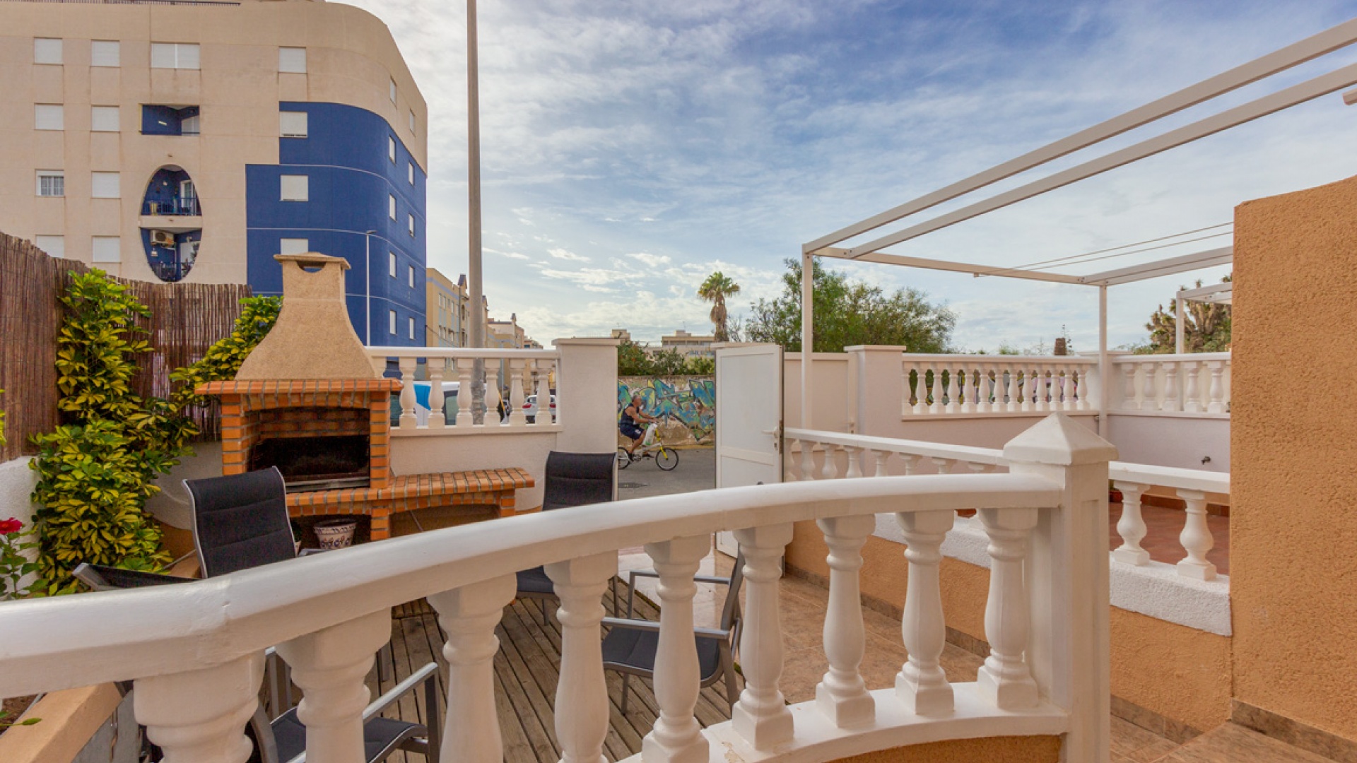 Resale - Townhouse - La Mata - Beachside La Mata