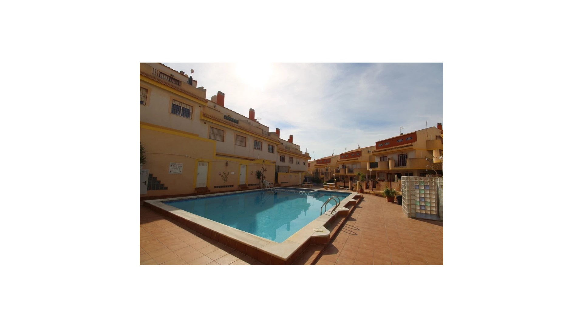 Resale - Townhouse - La Zenia - amapolas