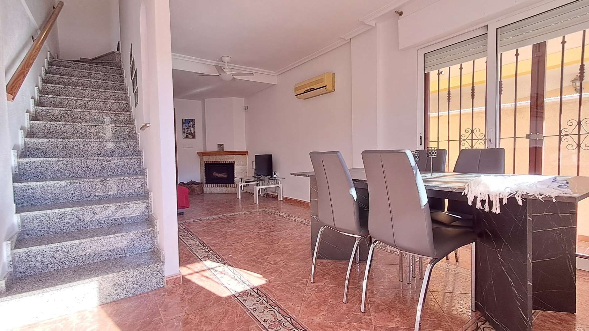 Resale - Townhouse - La Zenia - amapolas