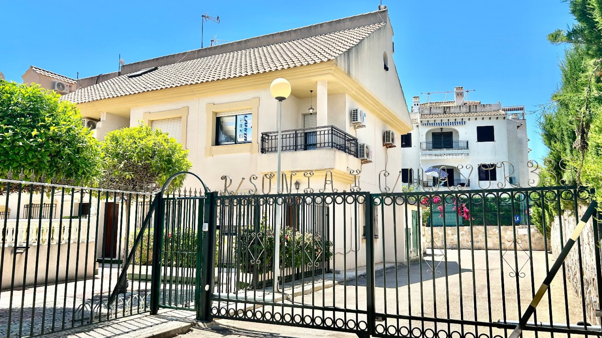 Resale - Townhouse - La Zenia - Res. Sal y Mar