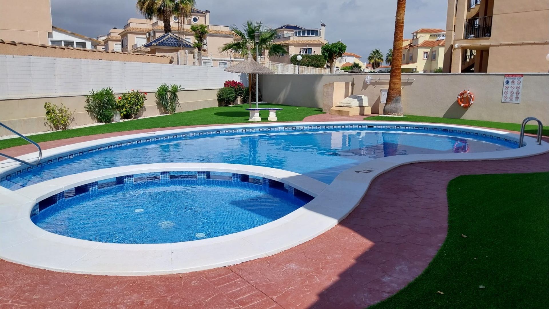 Resale - Townhouse - La Zenia