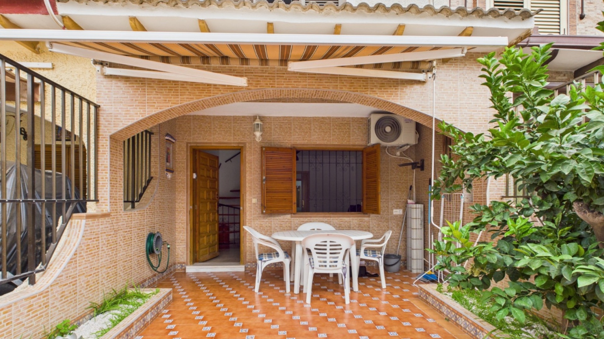 Resale - Townhouse - Los Alcazares