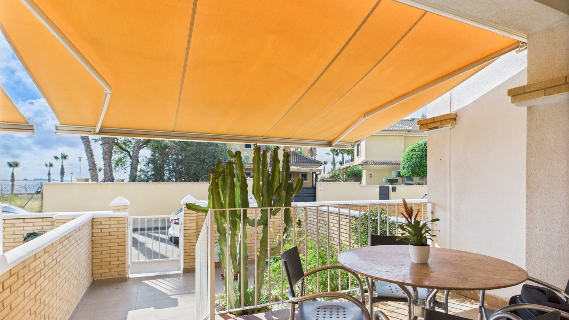 Resale - Townhouse - Los Alcazares