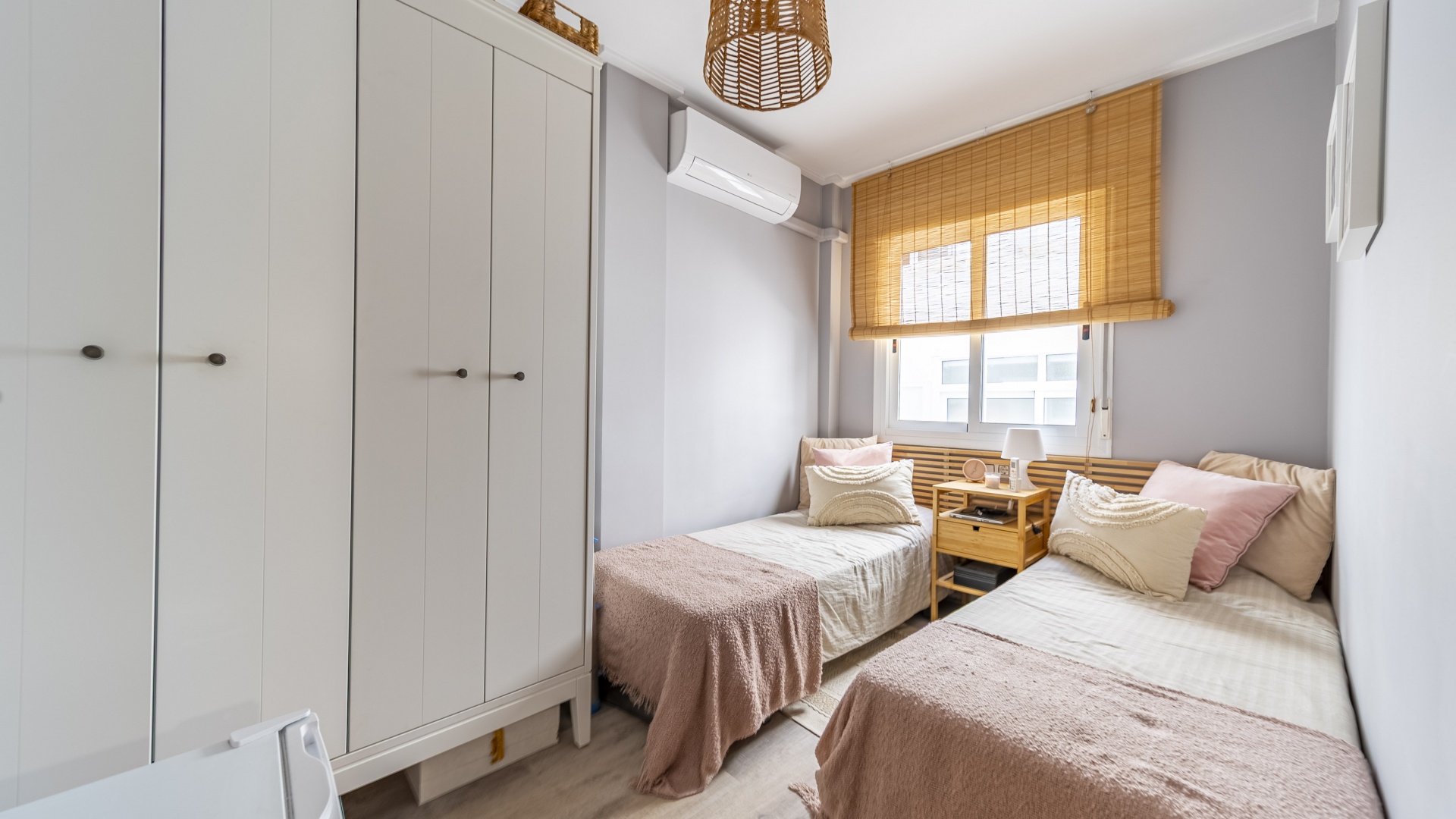 Resale - Townhouse - Los Altos - Altos de la Laguna