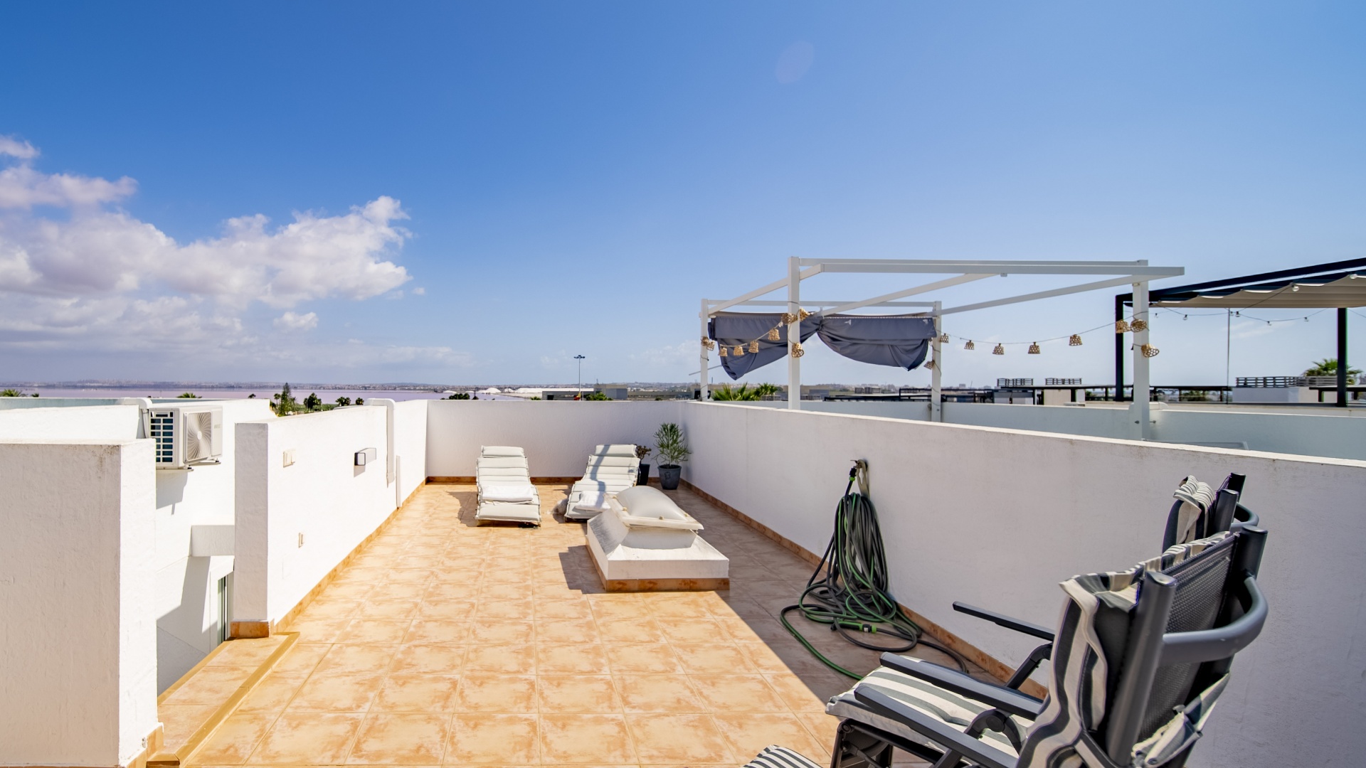 Resale - Townhouse - Los Altos - Altos de la Laguna