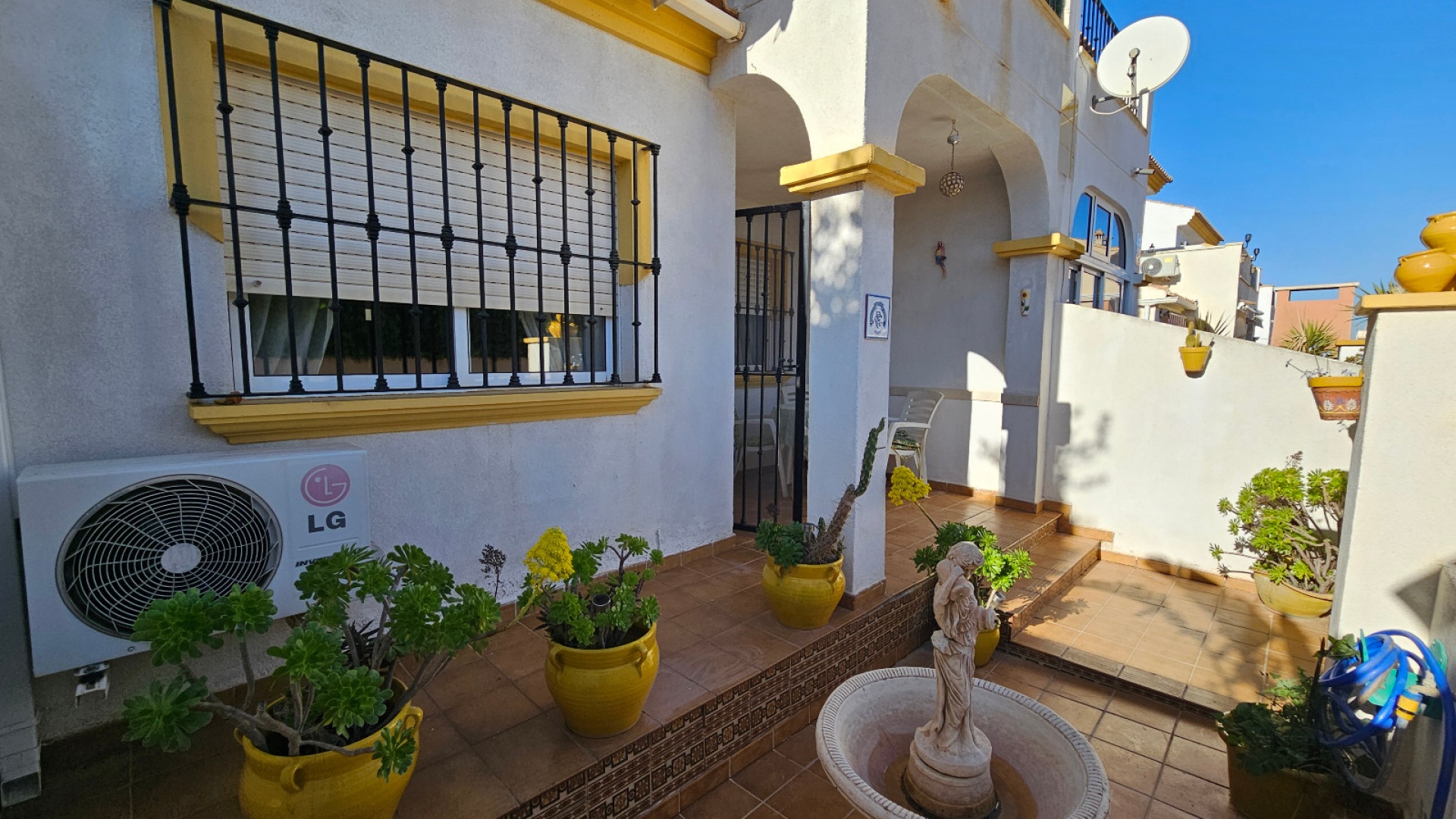Resale - Townhouse - Los Altos - laderas del sol