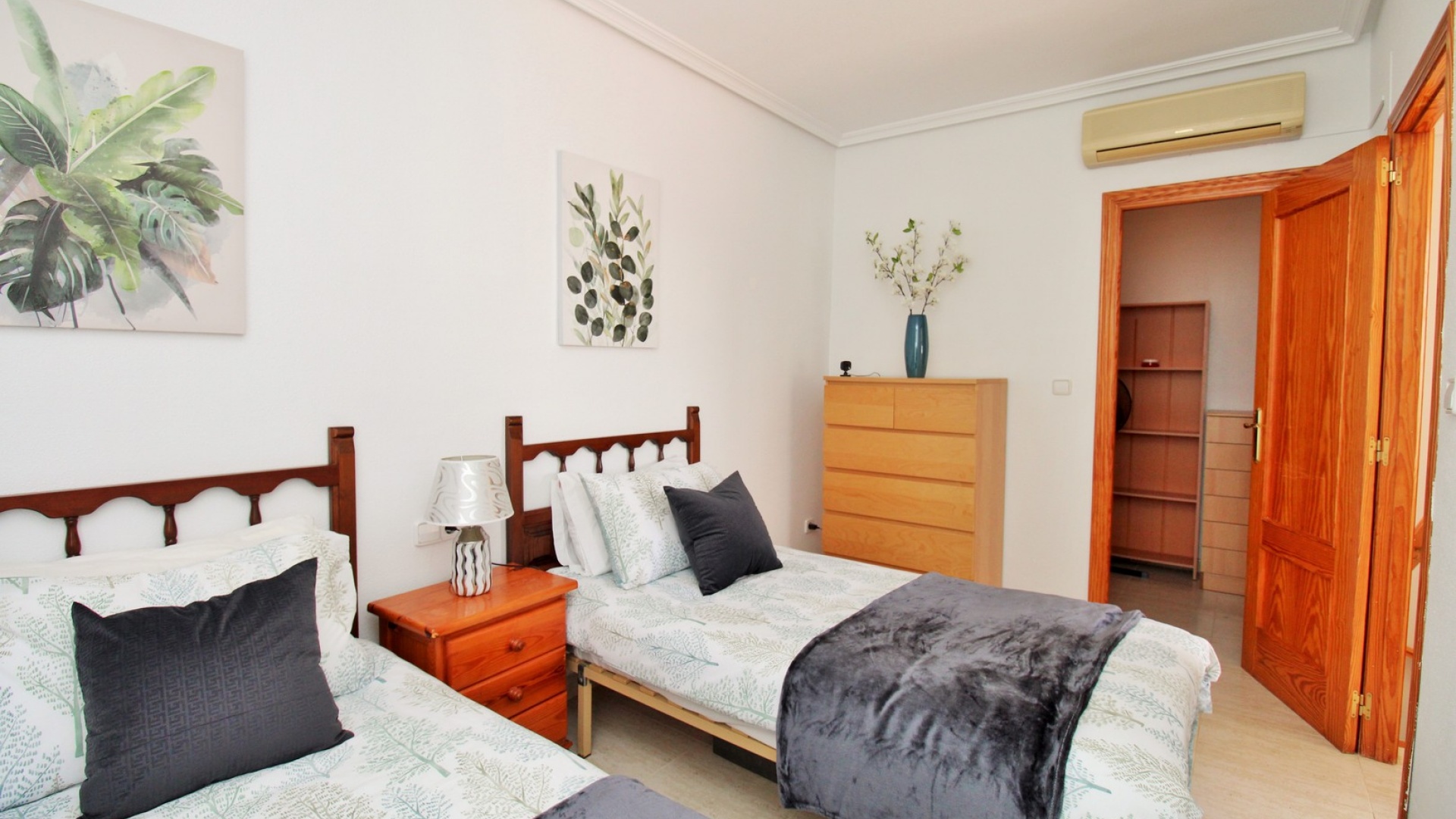 Resale - Townhouse - Los Altos - laderas del sol