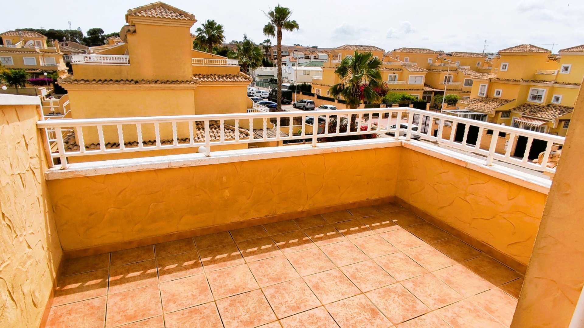 Resale - Townhouse - Los Altos - Mariblanca