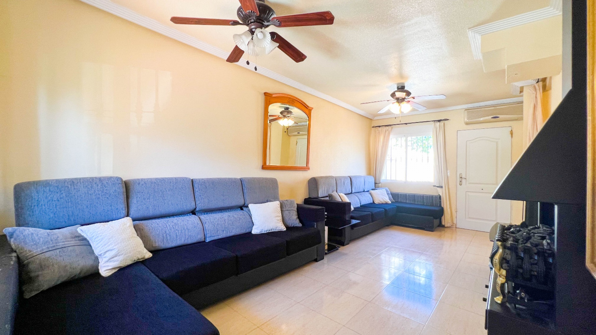 Resale - Townhouse - Los Altos - royal park