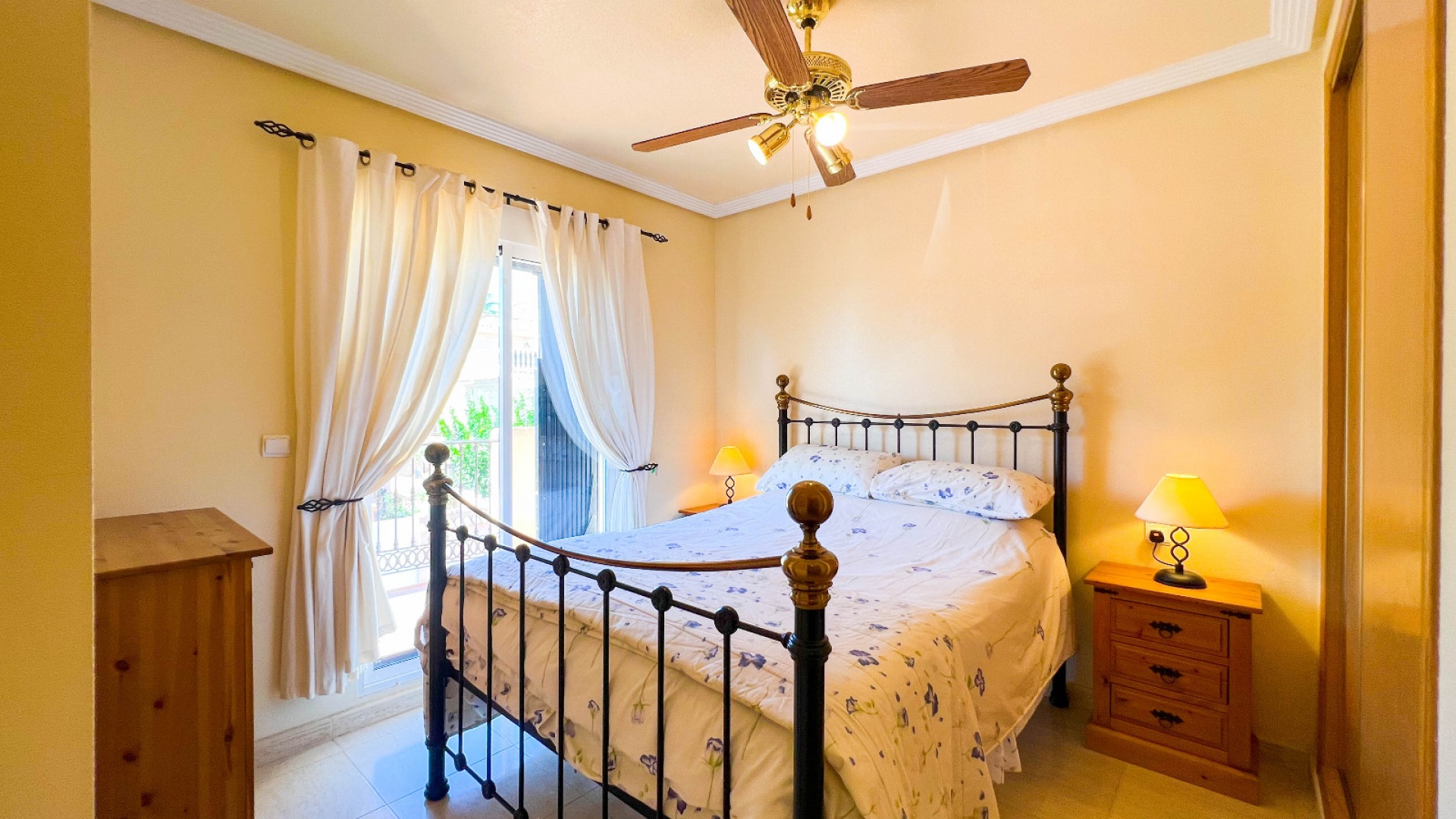 Resale - Townhouse - Los Altos - royal park