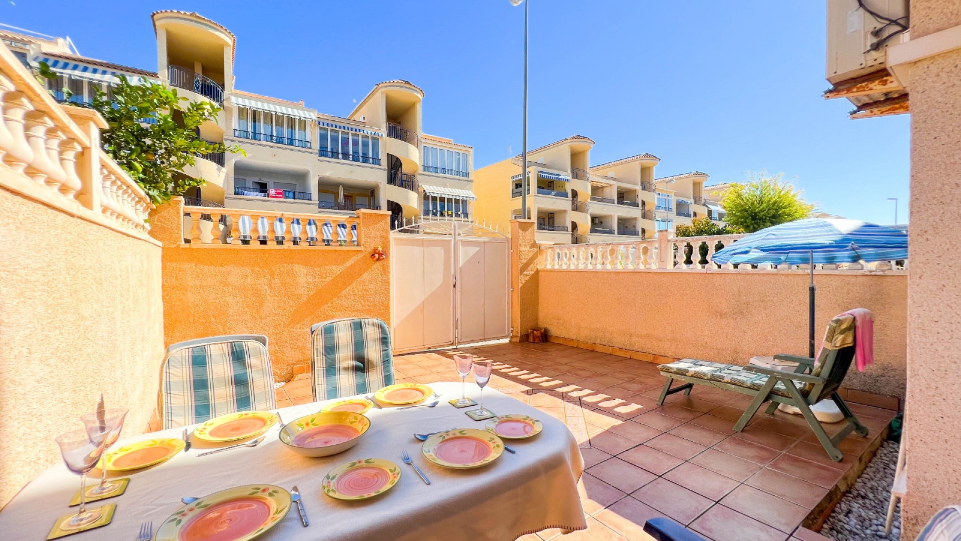 Resale - Townhouse - Los Altos - royal park