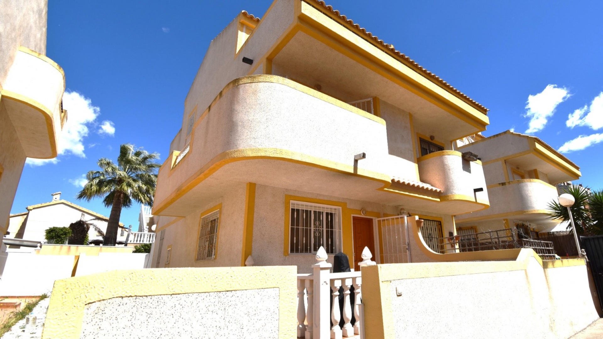 Resale - Townhouse - Los Altos