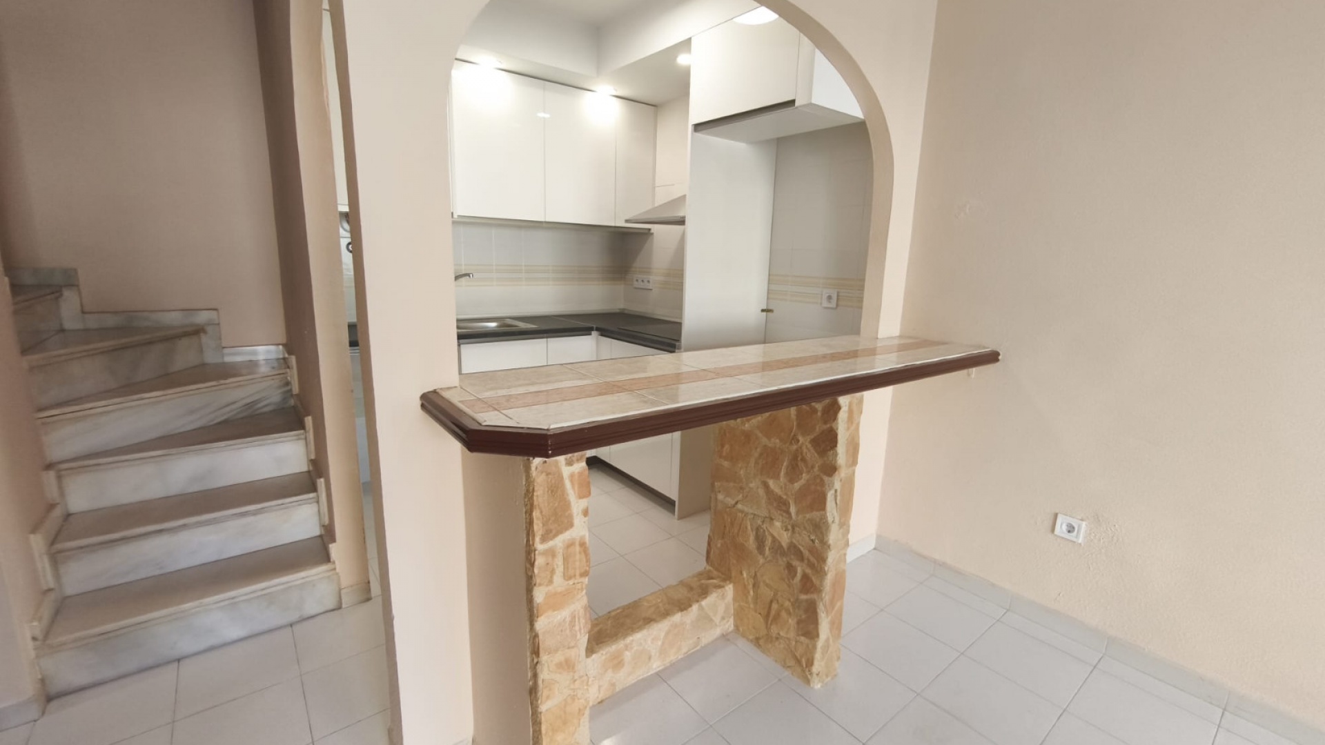 Resale - Townhouse - Los Balcones - lago jardin