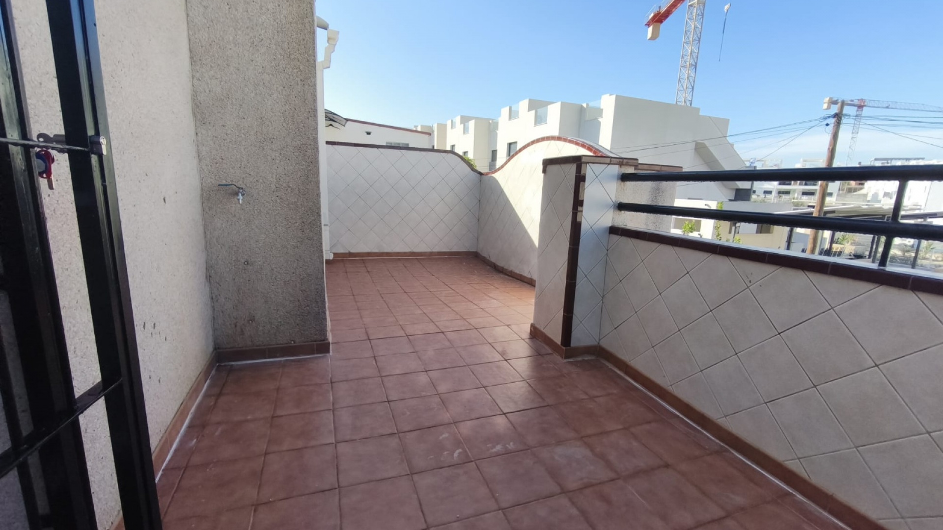 Resale - Townhouse - Los Balcones - lago jardin