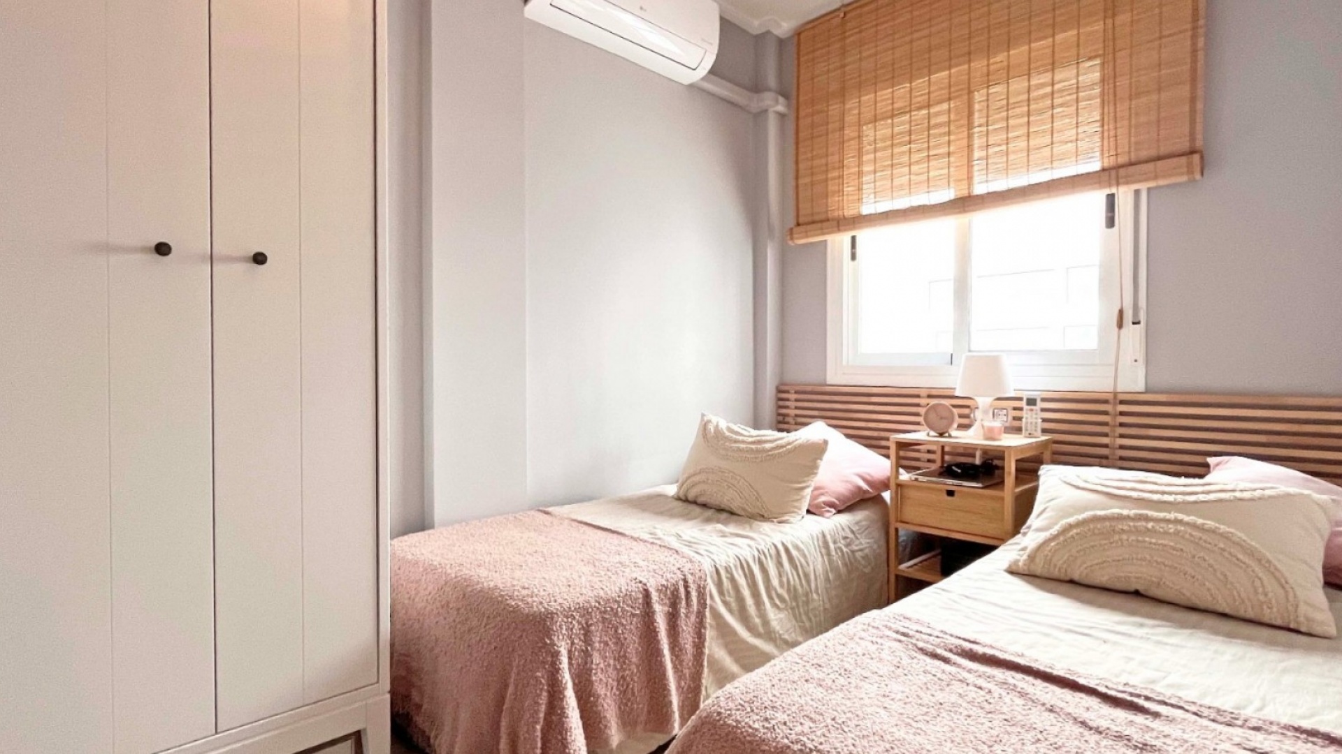 Resale - Townhouse - Los Balcones