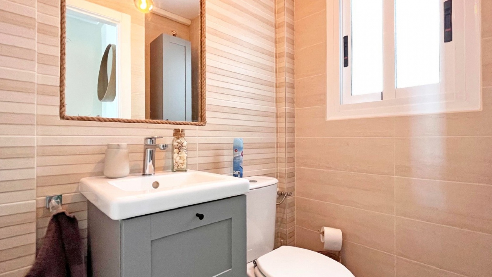 Resale - Townhouse - Los Balcones