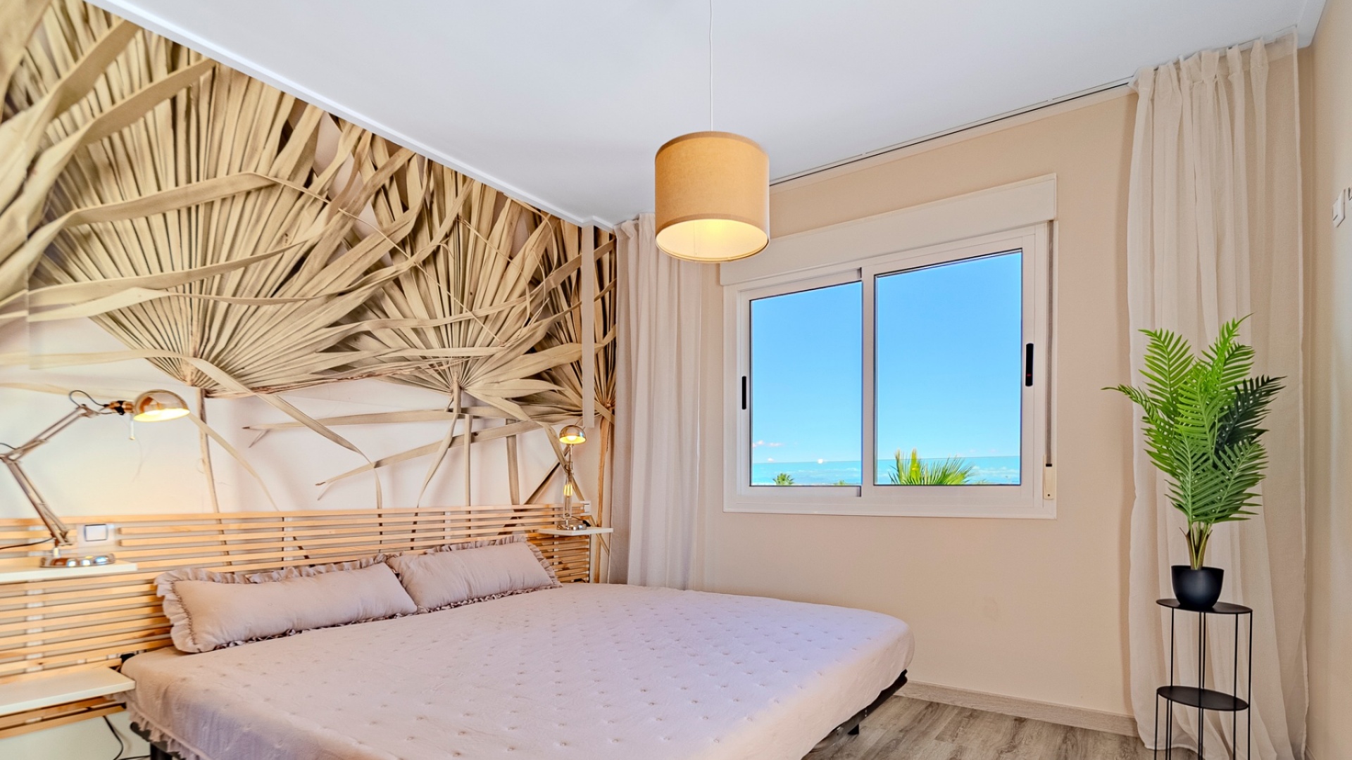 Resale - Townhouse - Los Balcones