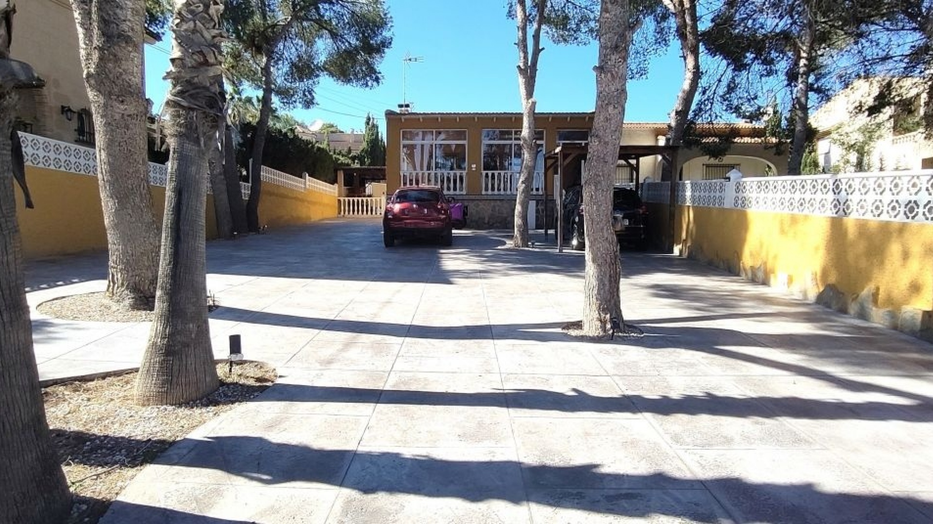 Resale - Townhouse - Los Balcones