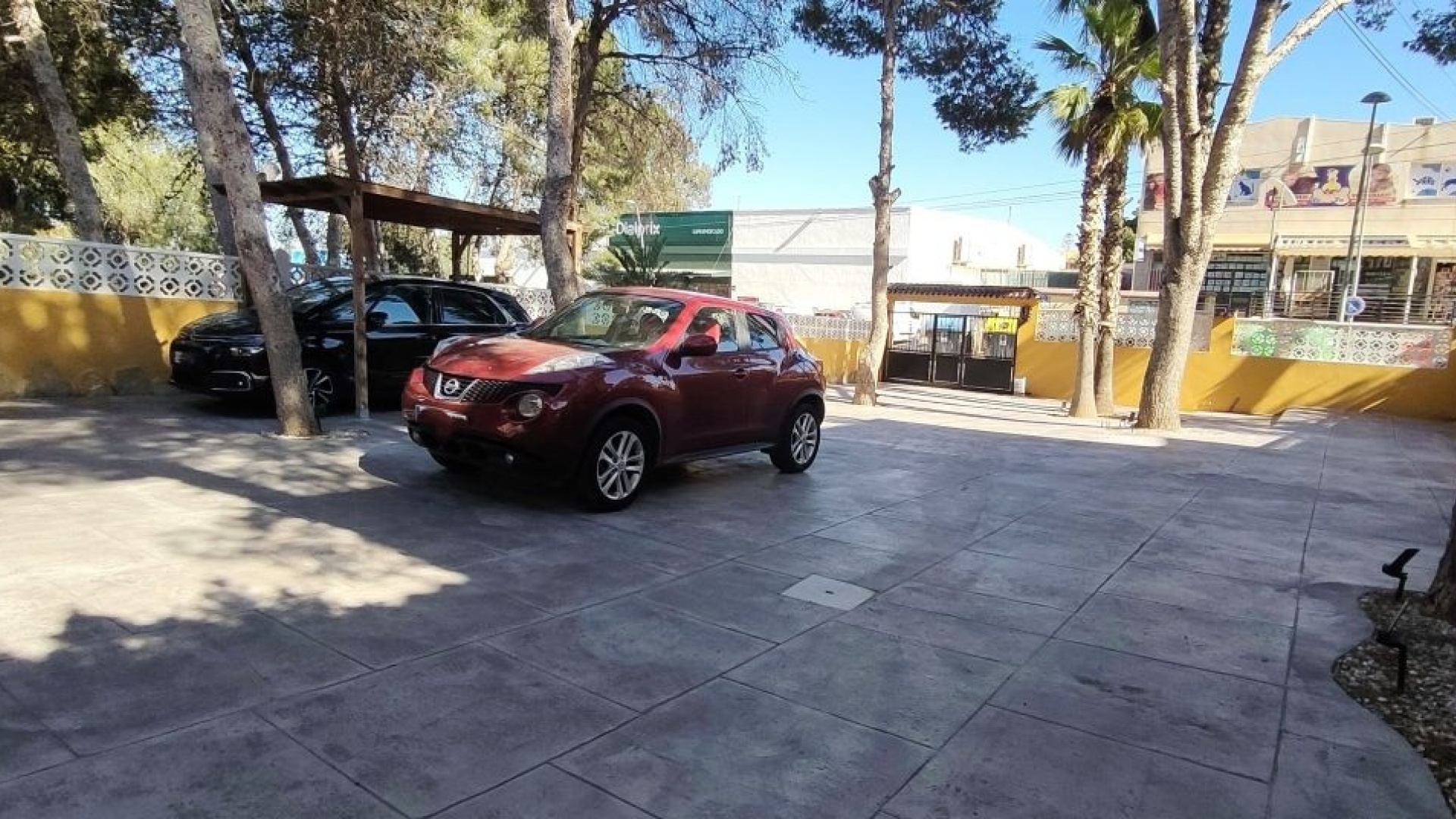 Resale - Townhouse - Los Balcones