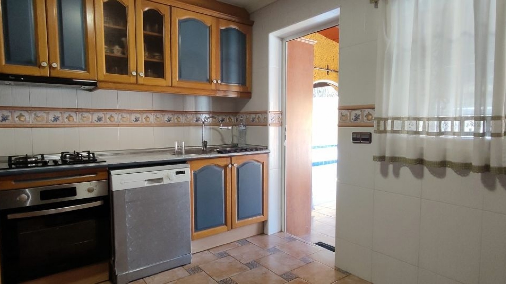 Resale - Townhouse - Los Balcones