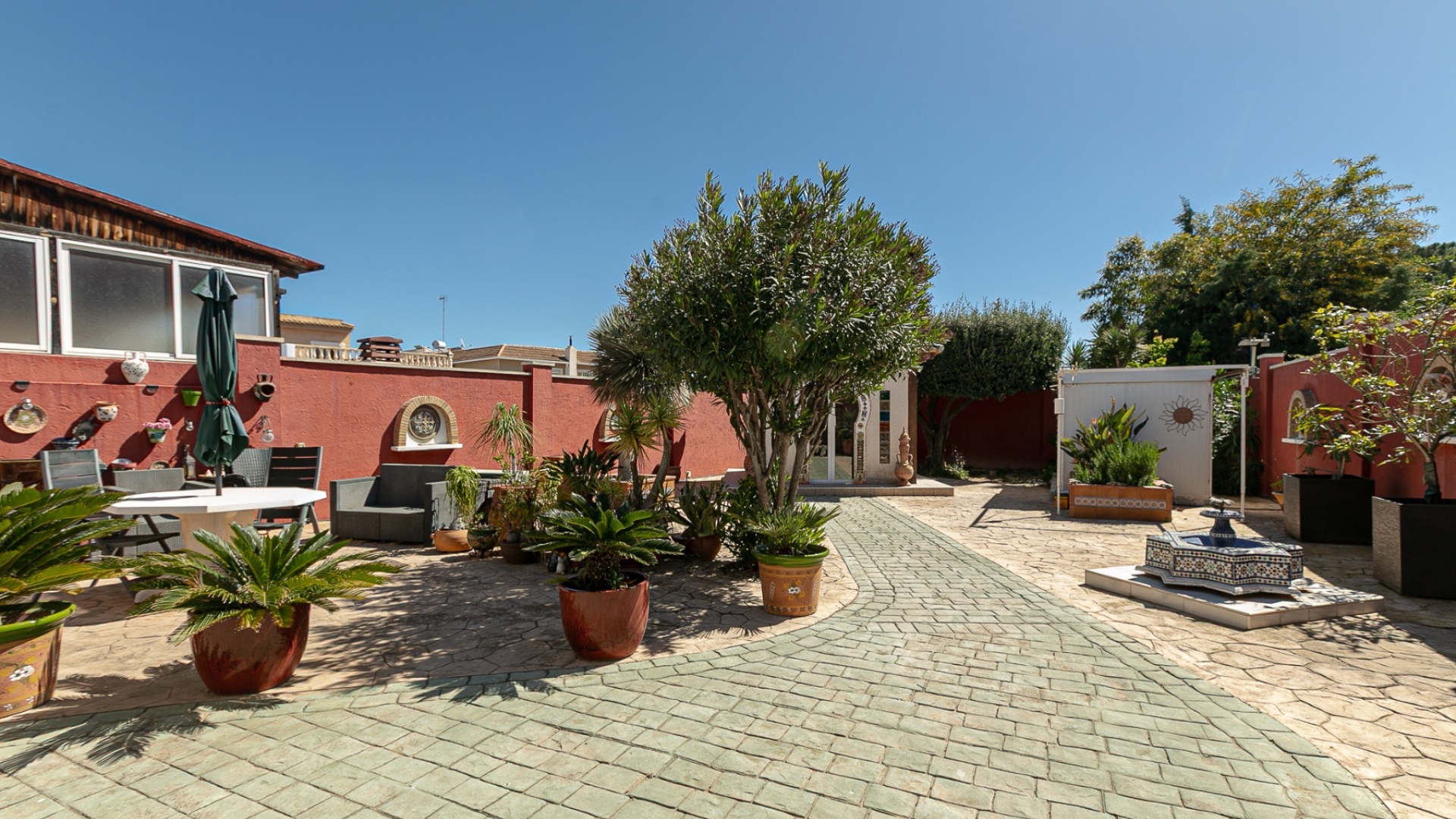 Resale - Townhouse - Los Balcones