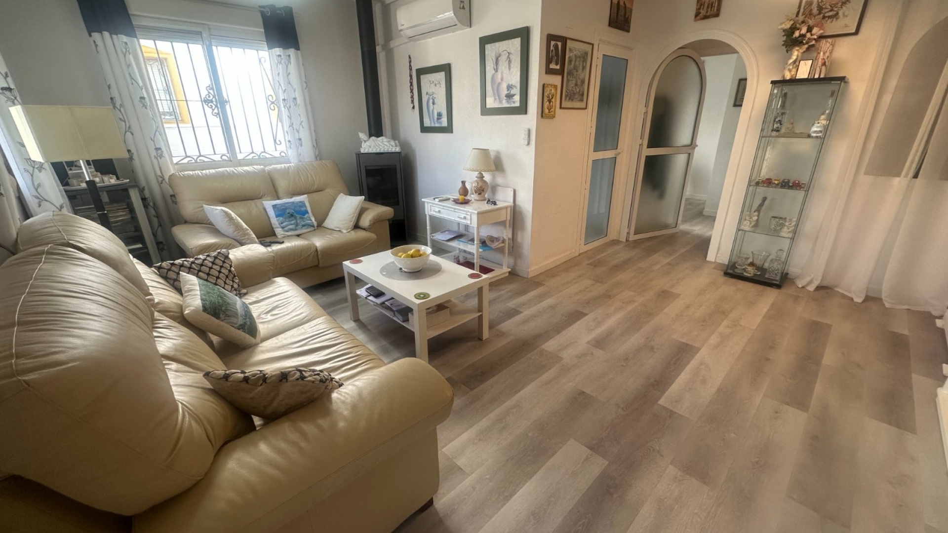 Resale - Townhouse - Los Montesinos - Entre Naranjos