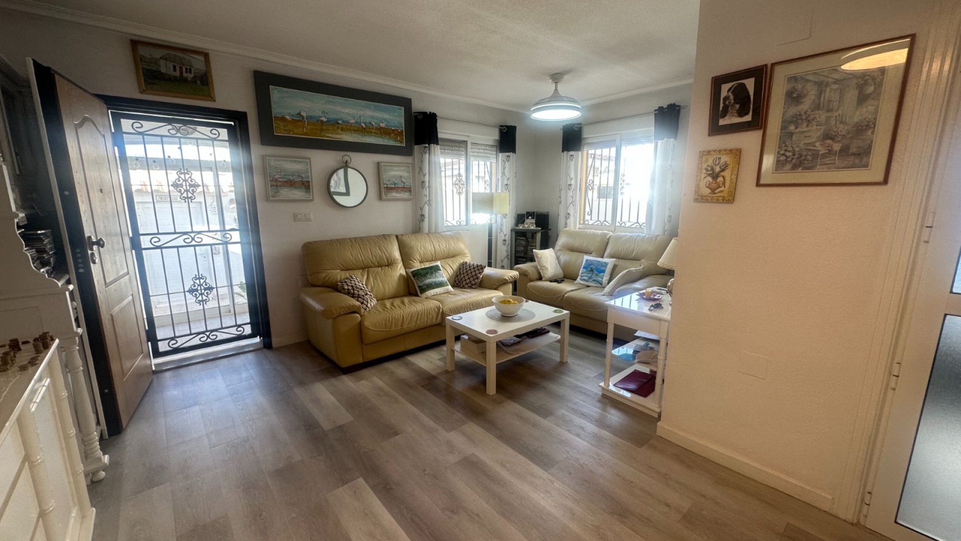 Resale - Townhouse - Los Montesinos - Entre Naranjos