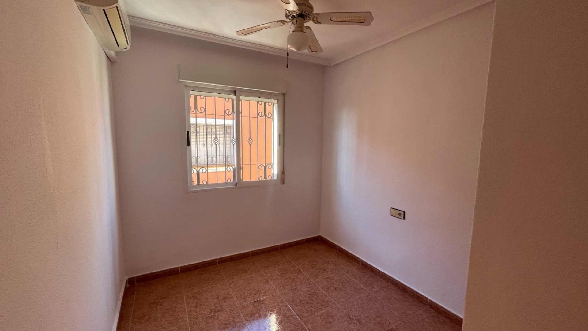 Resale - Townhouse - Los Montesinos - La Herrada