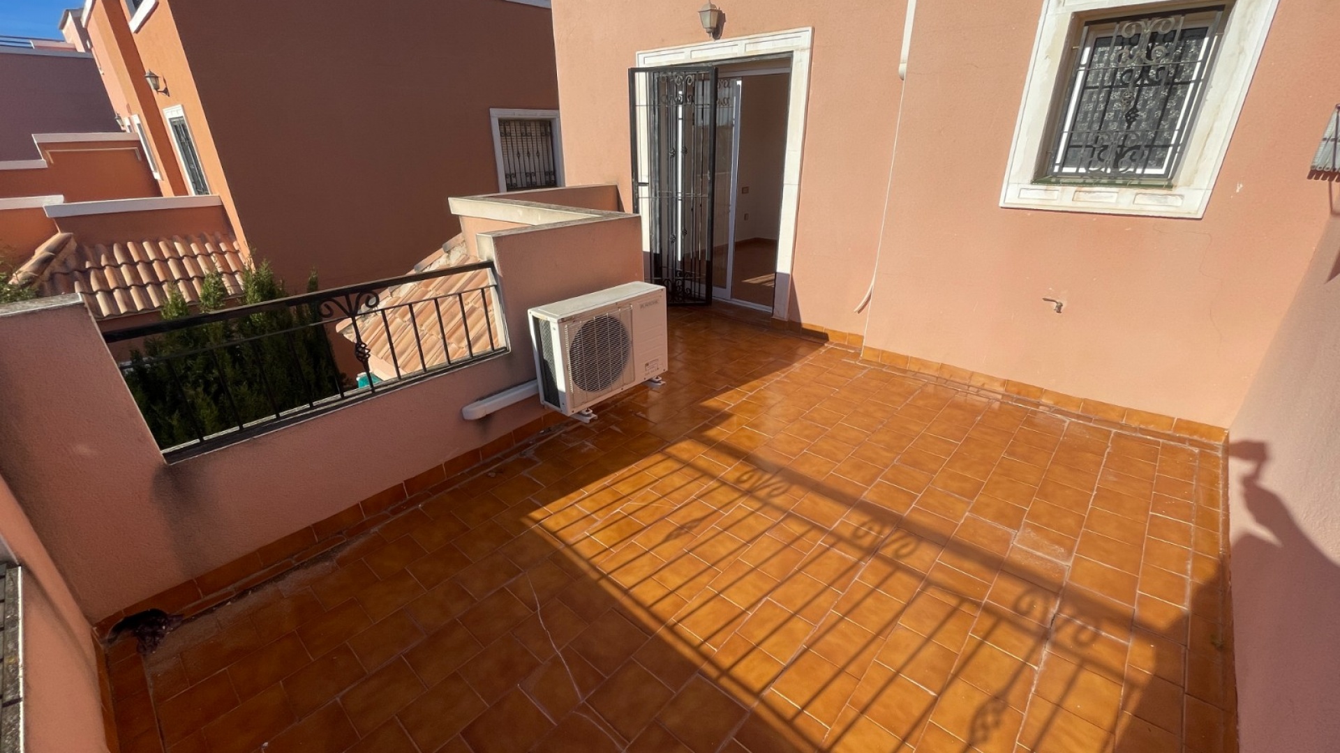 Resale - Townhouse - Los Montesinos - La Herrada